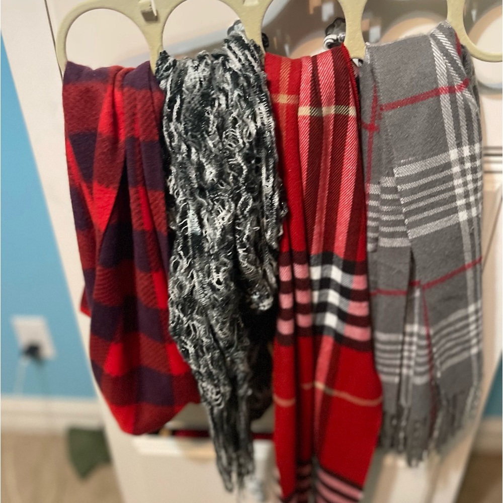 Four Scarfs